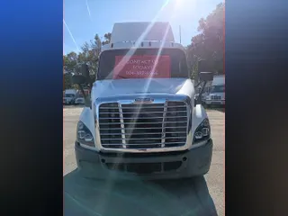 2018 FREIGHTLINER/MERCEDES CASCADIA 113