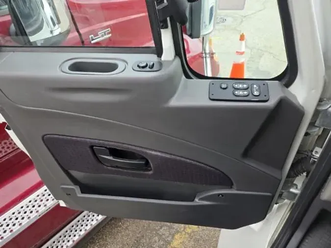 2019 International 4400
