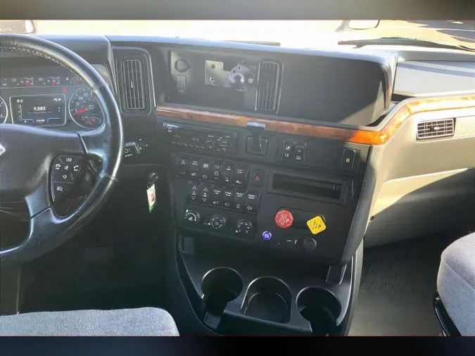2021 INT LT625 6x4