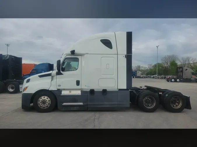 2021 Freightliner Cascadia