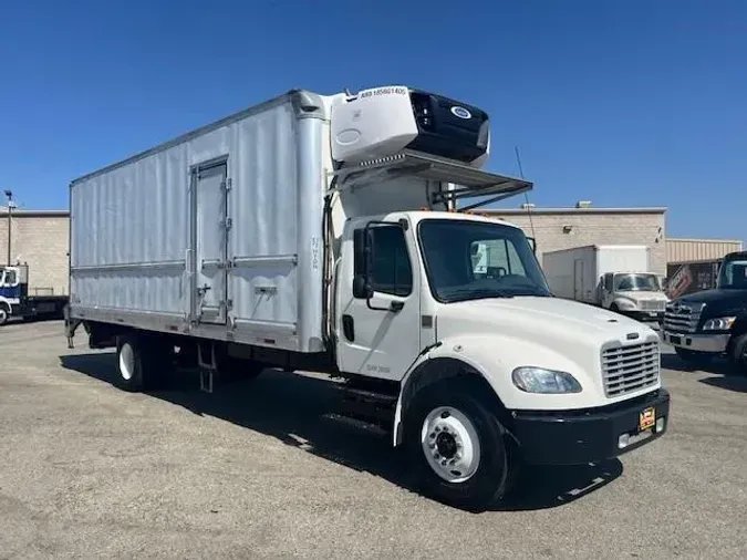 2018 Freightliner Business Class M2 106