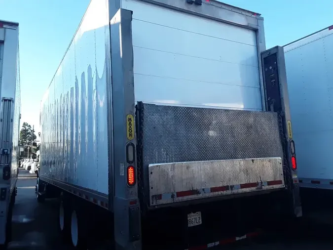 2018 FREIGHTLINER/MERCEDES M2 106