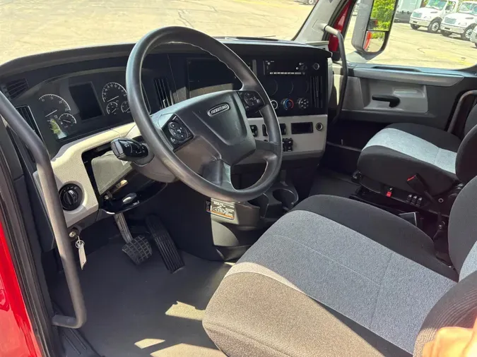 2022 Freightliner New Cascadia