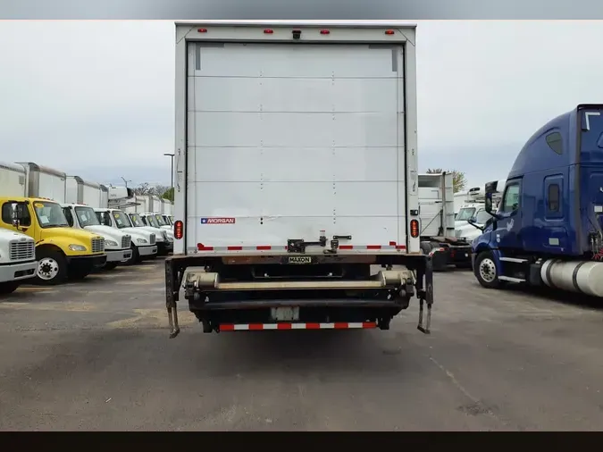 2017 FREIGHTLINER/MERCEDES M2 106