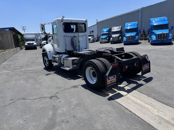 2016 Peterbilt 337