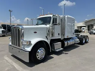 2023 Peterbilt 389
