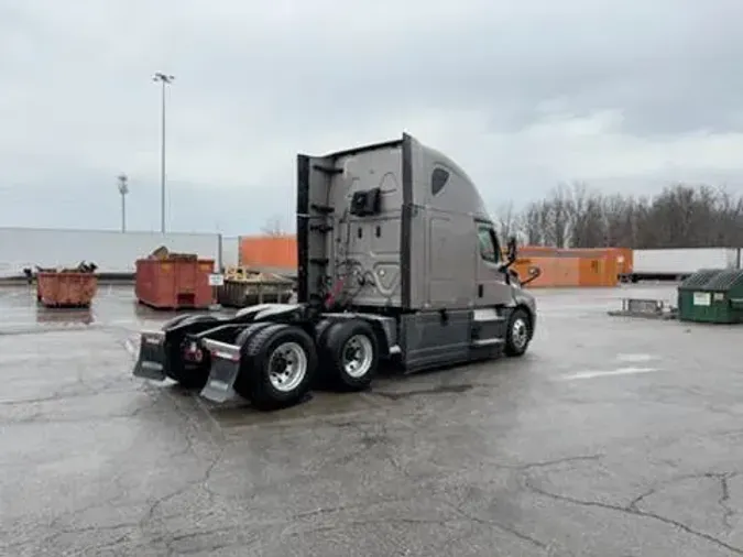 2021 Freightliner Cascadia