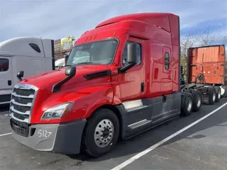 2021 FREIGHTLINER CASCADEVO1