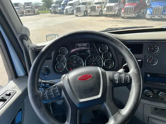2021 Peterbilt 579