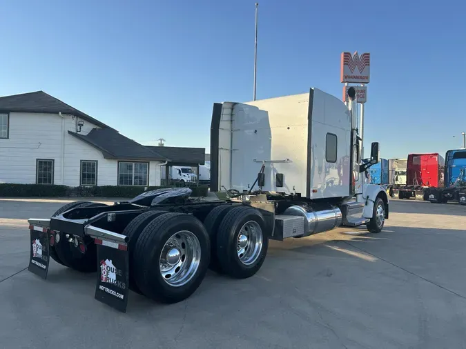 2020 Peterbilt 567