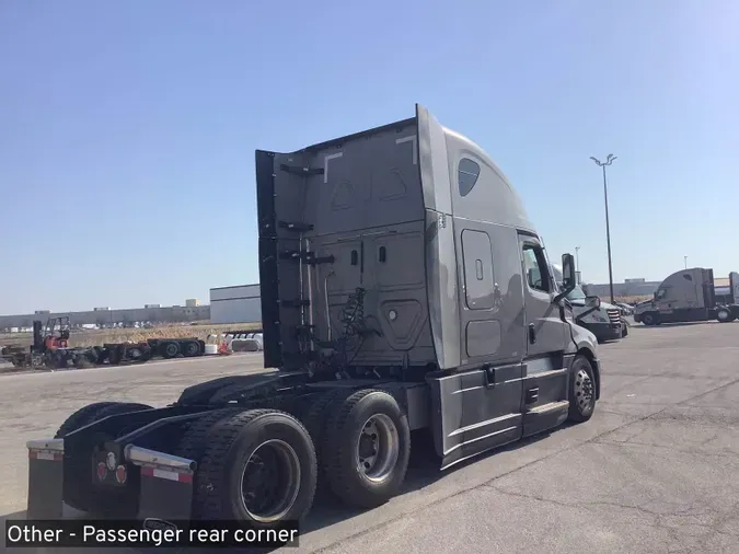 2023 Freightliner Cascadia