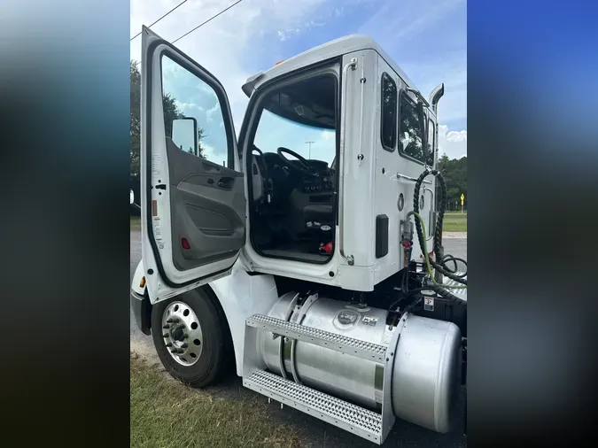 2020 Peterbilt 579