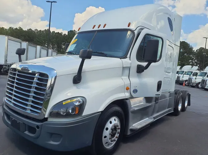 2019 FREIGHTLINER/MERCEDES CASCADIA 125