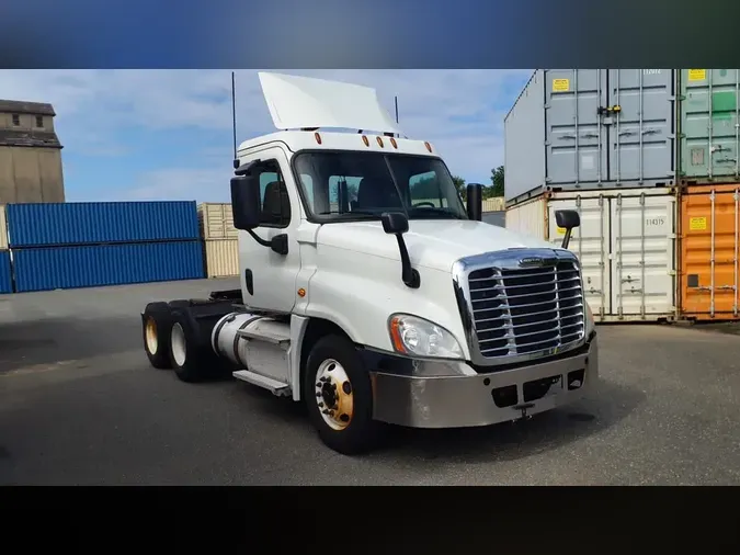 2020 FREIGHTLINER/MERCEDES CASCADIA 125ac0449249810375a89afd629ef8f67af