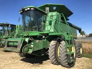 2005 John Deere 9760 STS