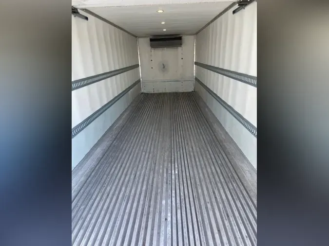 2020 FREIGHTLINER/MERCEDES M2 106