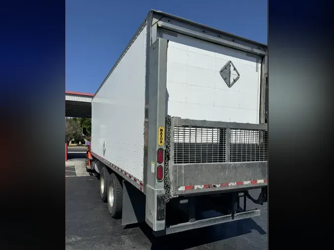 2018 FREIGHTLINER/MERCEDES CASCADIA 113