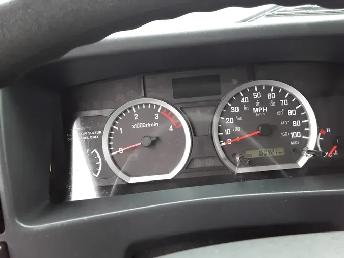 2019 ISUZU NPR HD