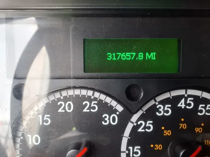 2019 FREIGHTLINER/MERCEDES M2 106ac0b123b86f81f79c39c6597fffc11b2