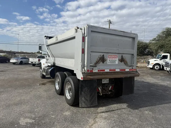 2018 Peterbilt 348ac0e562bfa45778da01becde44387304