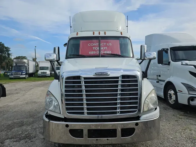 2017 FREIGHTLINER/MERCEDES CASCADIA 125