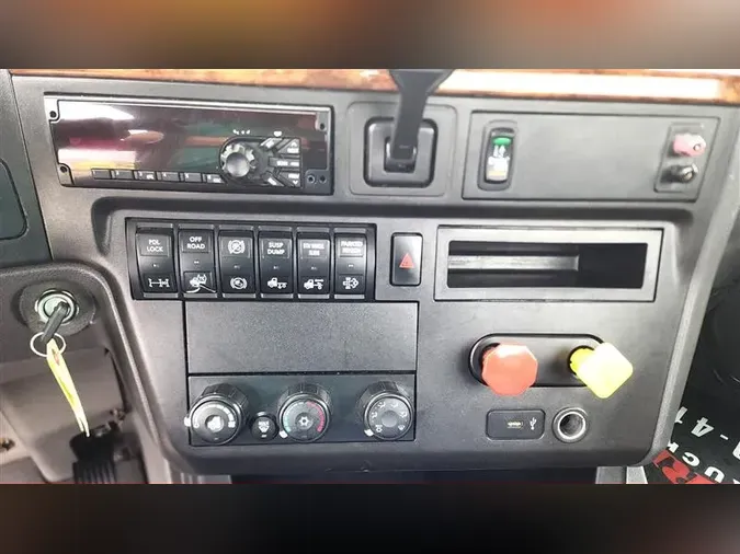 2020 INTERNATIONAL RH613