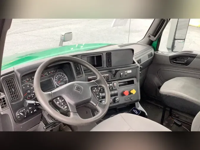 2020 International LT