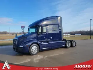 2021 VOLVO VNL760