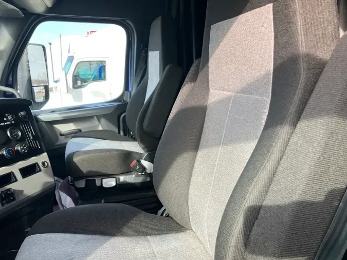 2022 Freightliner Cascadia