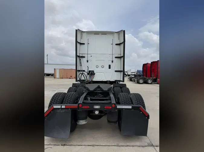 2020 International LT625