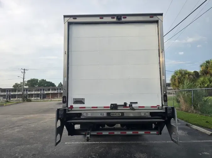2020 FREIGHTLINER/MERCEDES M2 106