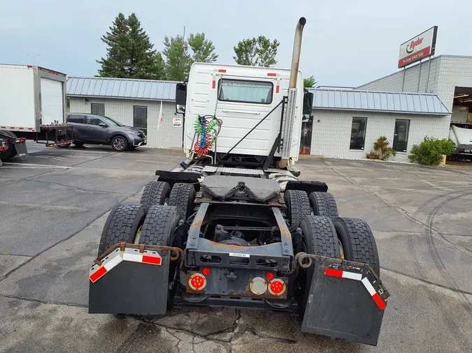 2015 VOLVO VNL64TRACTOR