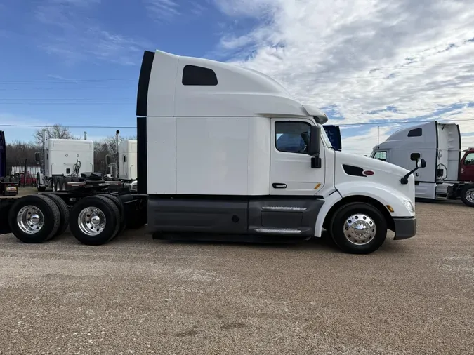 2021 Peterbilt 579ac2d14aceb3154b478e1fb706300db5e