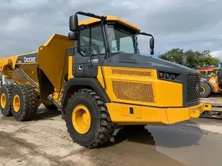 2019 John Deere 260E