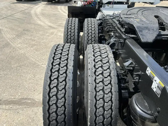 2022 Peterbilt 389