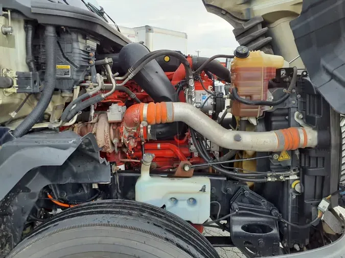 2019 NAVISTAR INTERNATIONAL LT625 SLPR CAB