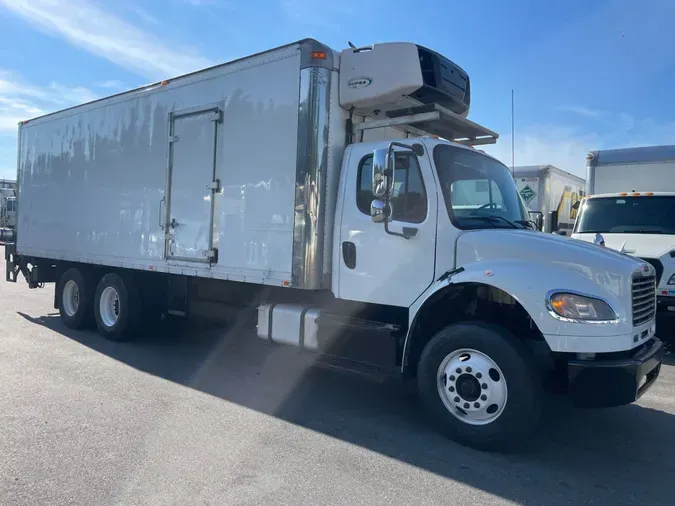 2016 FREIGHTLINER/MERCEDES M2 106