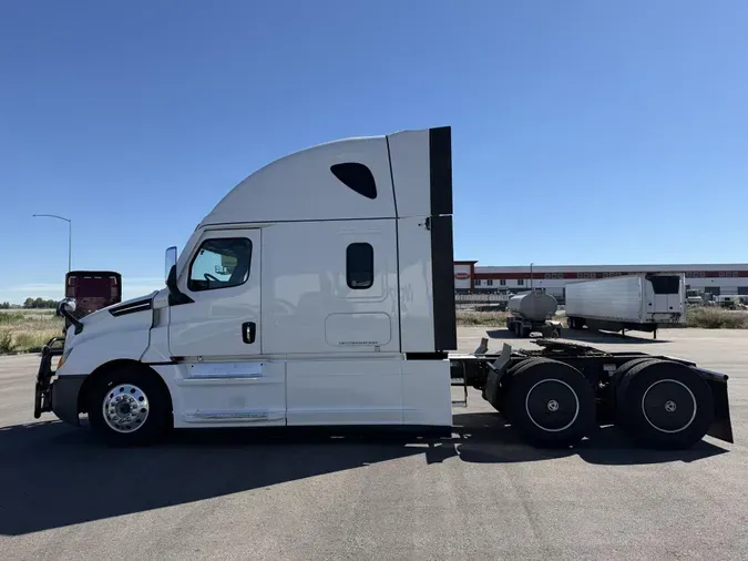 2023 Freightliner Cascadia