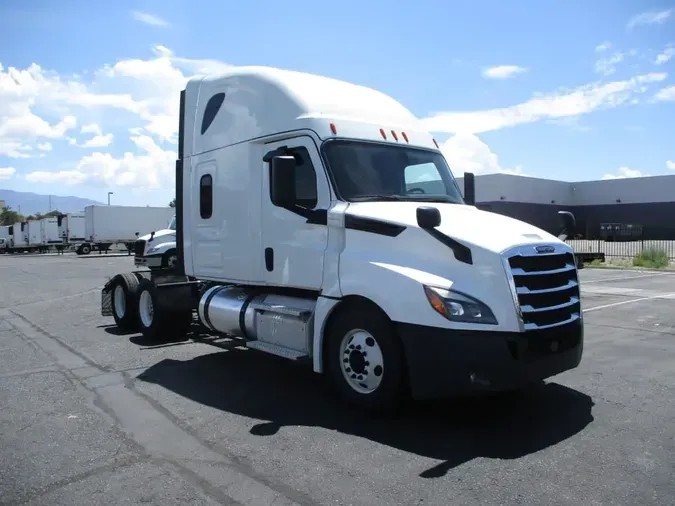 2020 FREIGHTLINER NEW CASCADIA PX12664