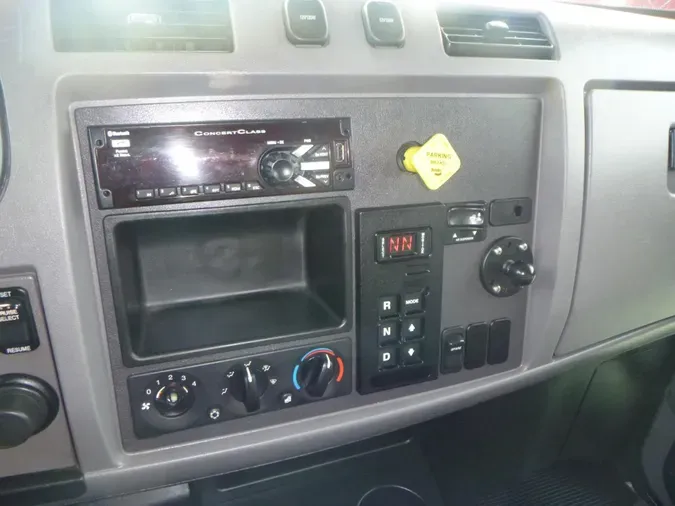 2020 Peterbilt 337
