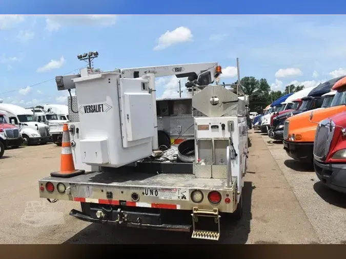 2012 VERSALIFT TEL29N03
