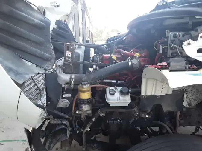 2018 FREIGHTLINER M2 106