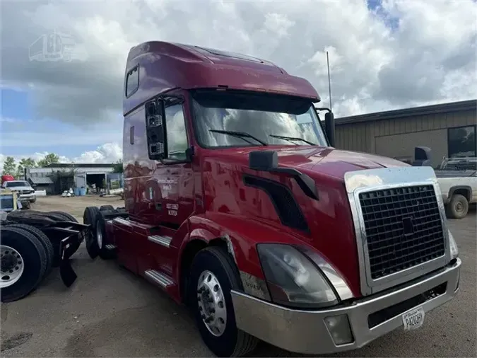 2006 VOLVO VNL64T670