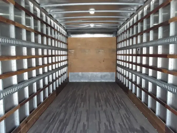 2019 FREIGHTLINER/MERCEDES M2 106