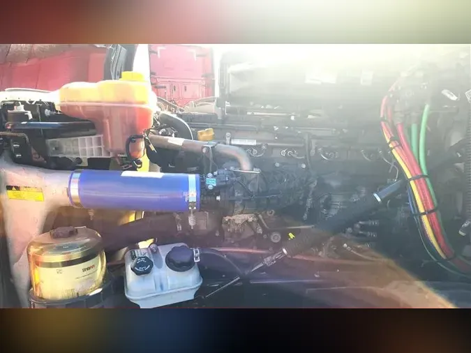 2022 FREIGHTLINER CA126