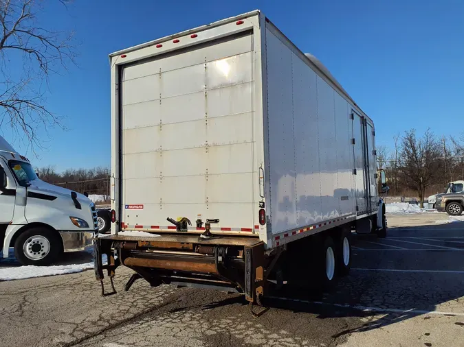 2018 FREIGHTLINER/MERCEDES M2 106