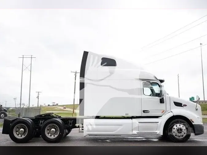 2022 PETERBILT 579