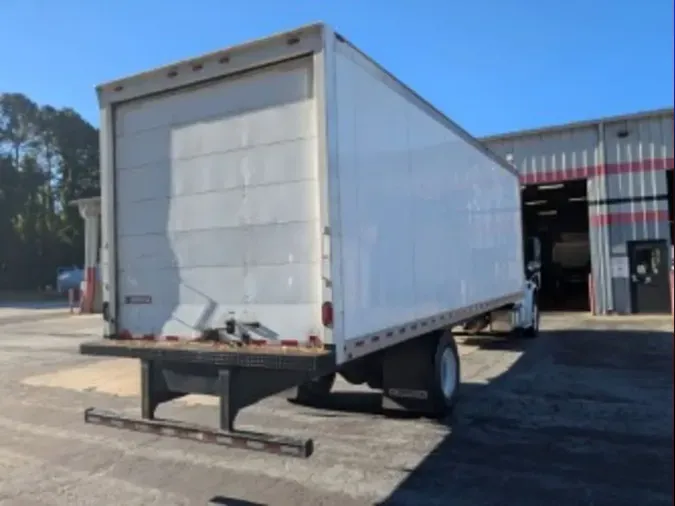 2018 FREIGHTLINER/MERCEDES M2 106