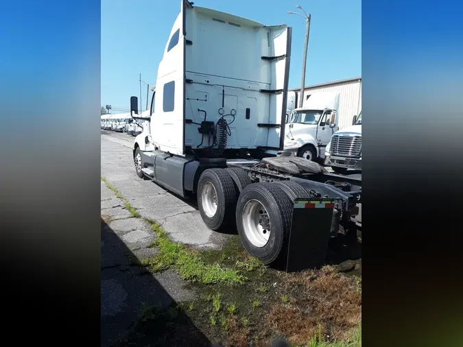 2020 NAVISTAR INTERNATIONAL LT625 SLPR CAB