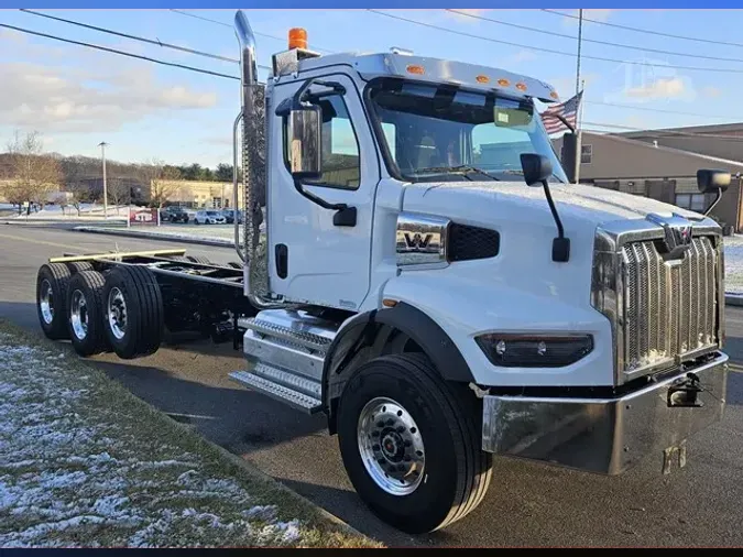 2025 WESTERN STAR 47X